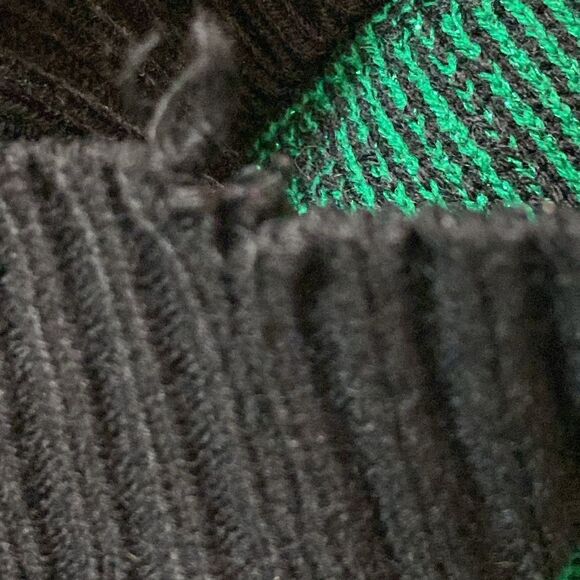 Vintage 89s Funky Green and Black Patterned Women’s Sweater Size Approximate ML - Picture 7 of 9